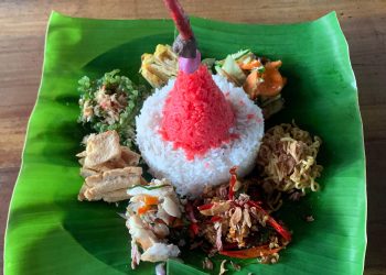 Bukan Sekadar Tumpeng, Ini Doa dan Cinta untuk Indonesia dari Jepara