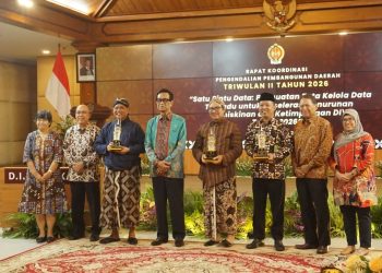 Program Satu Kampung Satu Tenaga Kesehatan Antar Pemkot Yogyakarta Raih Penghargaan Pembangunan DIY